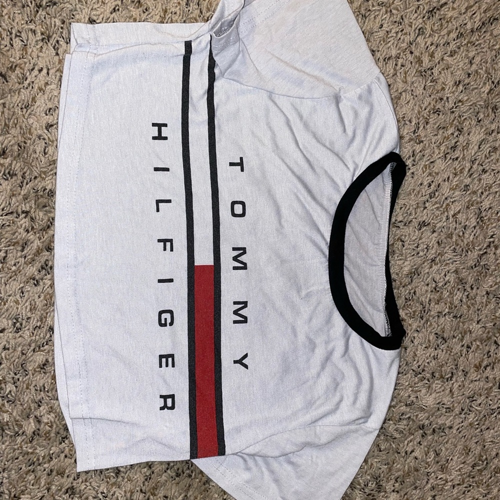 Tommy Hilfiger crop top
